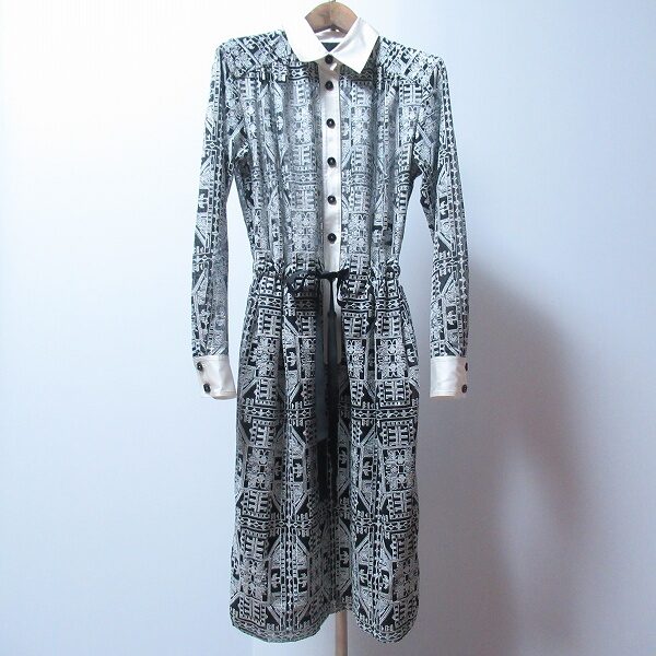 ミスアシダのワンピースを買取しました！刺繍が豪華可愛い