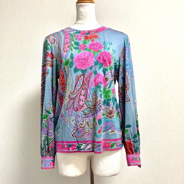 レオナールのカットソーを買取しました！リアルなお花が豪華