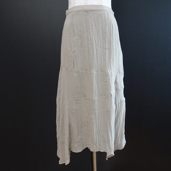 ティービーセンソユニコのスカートを出張買取しました