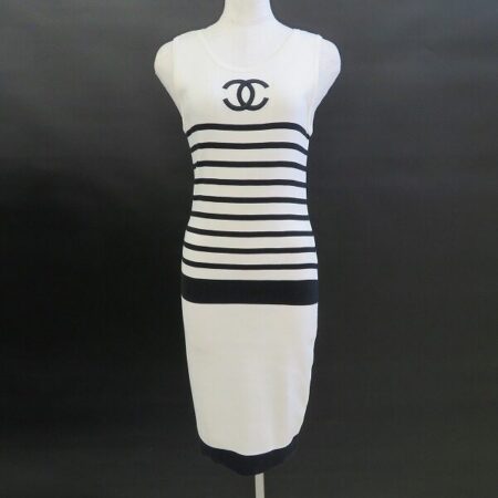 シャネルのワンピースを買取しました！色っぽさもある