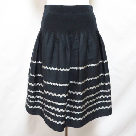 ユキトリイのスカートを出張買取させていただきました