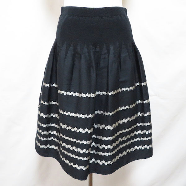 ユキトリイのスカートを出張買取させていただきました