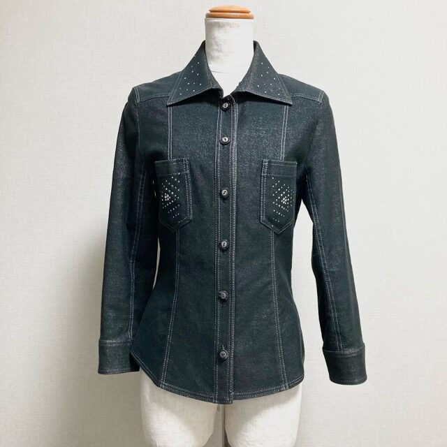 銀座マギーのブラックデニムシャツを買取しました