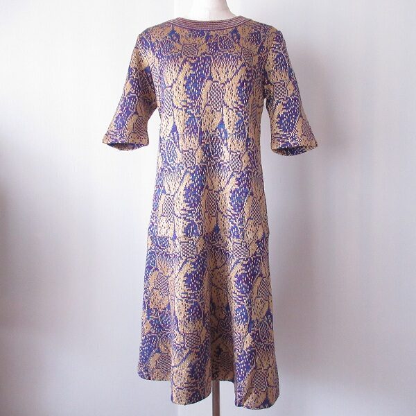 煌びやかな色合いが素敵な斉藤都世子のワンピースを買取しました