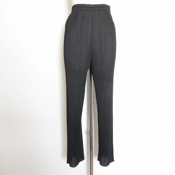 プリーツプリーズのパンツを出張買取ご利用のお客様より買取しました