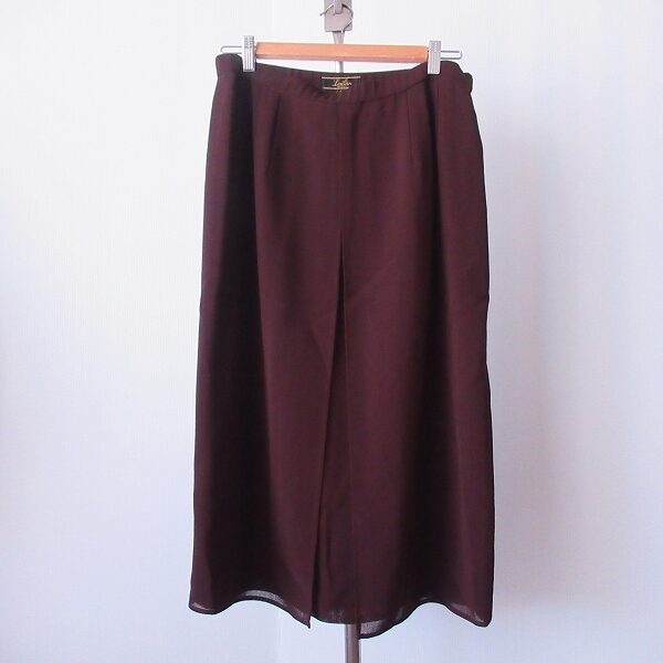 レリアンのスカートを買取しました！程よい強さと色っぽさを出せる