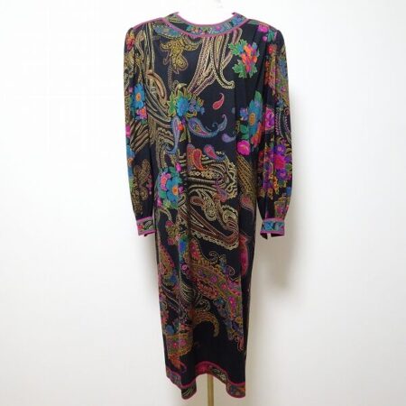 レオナールのワンピースを買取しました！ちょっぴり渋いのがレア