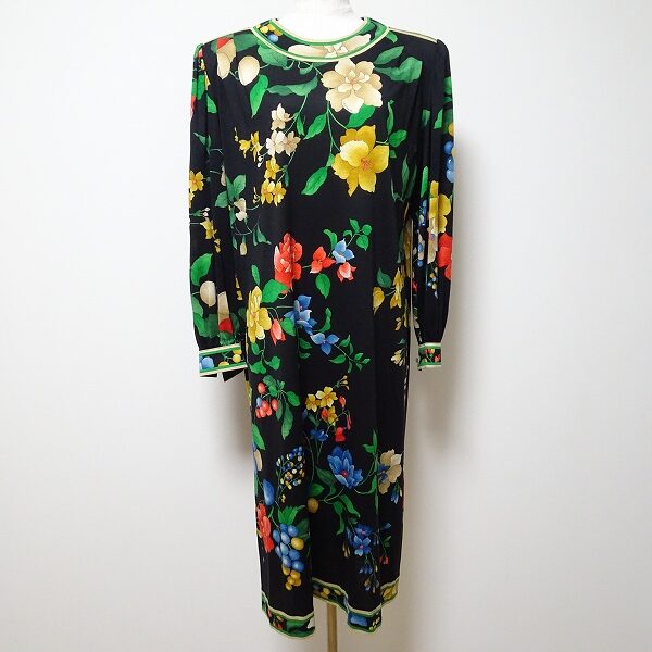 かっこよさもある レオナールのワンピースを買取しました