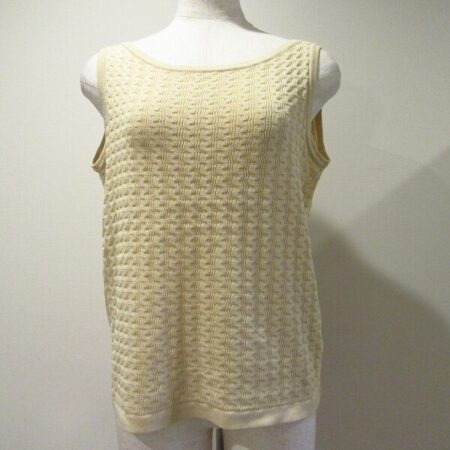 一年中安定した査定！レリアンのニットを買取いたしました