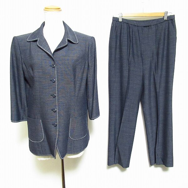 春から秋にかけて着れる薄手の紺色パンツスーツを買取！レリアン