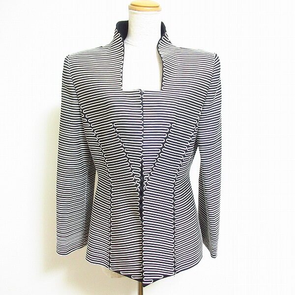 スリムなデザインが光る 銀座マギーのジャケットを買取しました