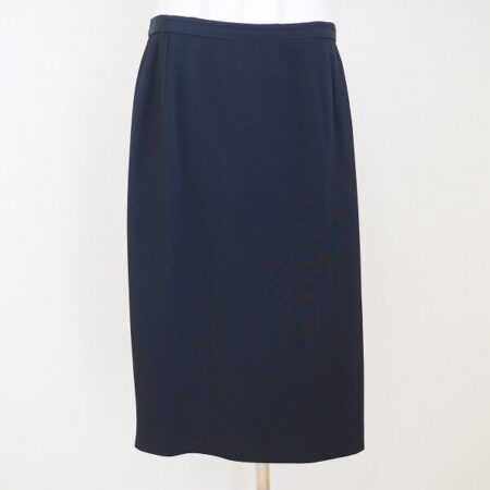 使い方があり過ぎて困る マックスマーラのスカートを買取しました