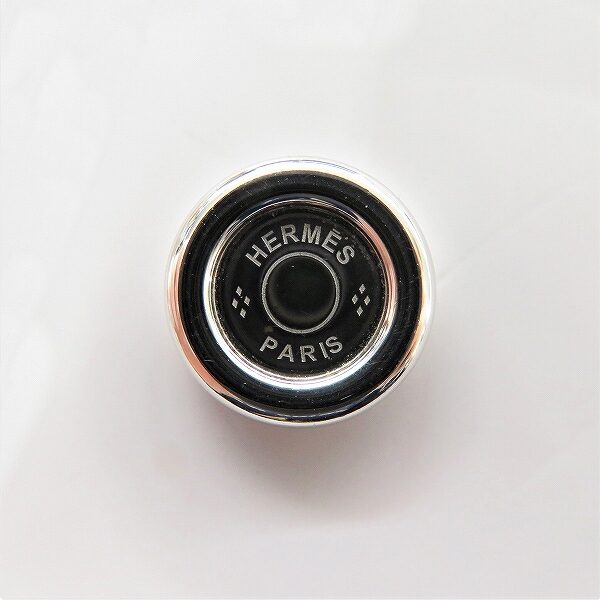 ゴチャつかないカッコよさが魅力 エルメスのイヤリングを買取しました