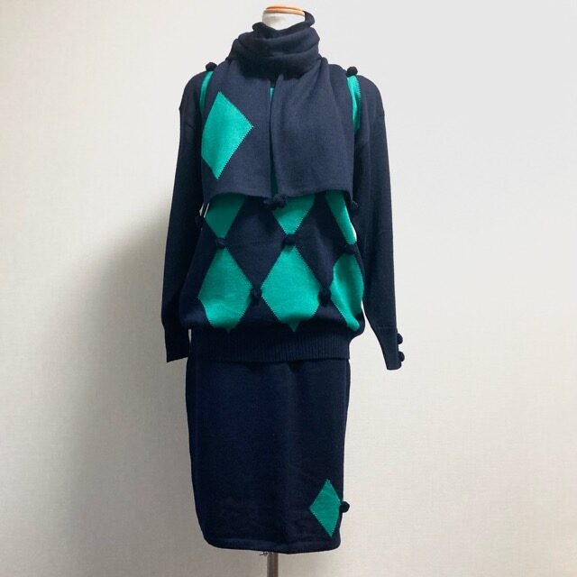 レリアンのセットアップを出張買取にて買取しました