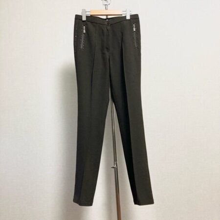 スリムな伊太利屋のパンツを出張買取ご利用のお客様より買取しました