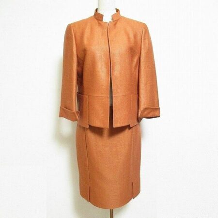 アクリスのセットアップを買取しました！オレンジの色味が美しい