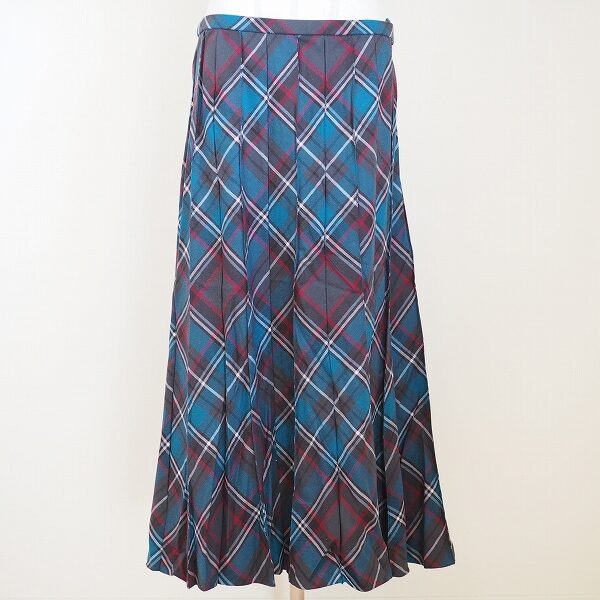 レリアンのスカートを出張買取ご利用のお客様より買取しました