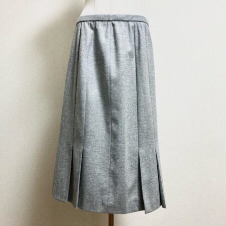 レリアンのスカートを買取しました！どこかほっこりする雰囲気