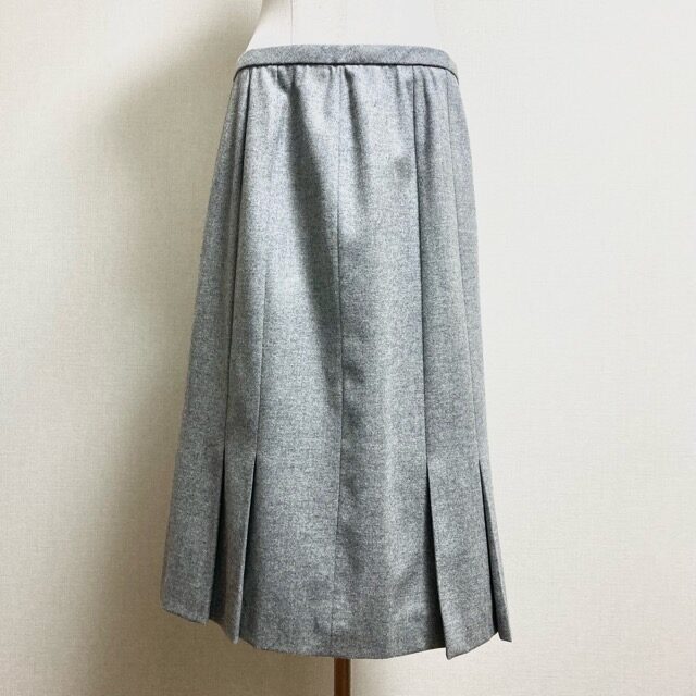 レリアンのスカートを買取しました！どこかほっこりする雰囲気