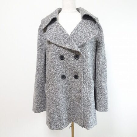 レリアンのPコートを買取しました！絶妙なボリューム具合