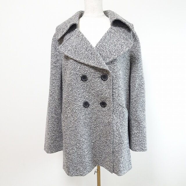 レリアンのPコートを買取しました！絶妙なボリューム具合