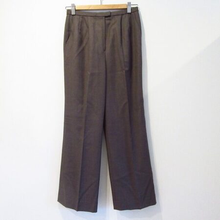 センタープレスで美脚願望も叶う！レリアンのパンツを買取しました