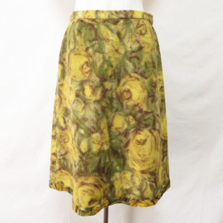 ユキトリイのスカートを出張買取ご利用のお客様より買取しました