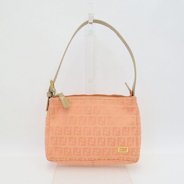 煌びやかなピンクが可愛い フェンディのバッグを買取しました