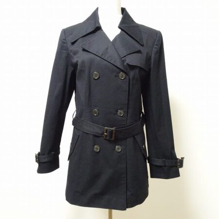 ベーシックなデザインが可愛い｜レリアンのコートを買取しました