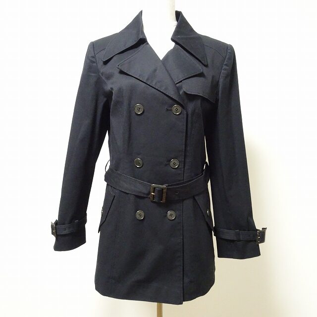 ベーシックなデザインが可愛い｜レリアンのコートを買取しました