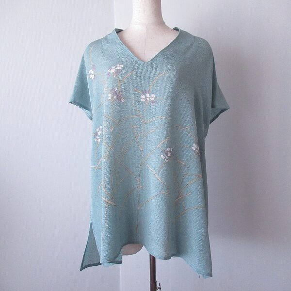 味があり美しい 三年坂のトップスを買取しました！