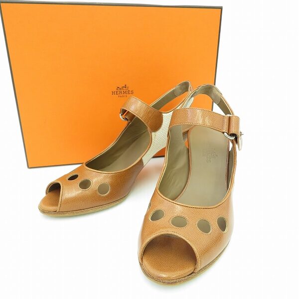 エルメスのパンプスを出張買取ご利用のお客様より買取しました