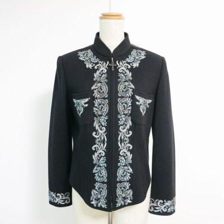 刺繍とビーズでバランスの良い煌びやかさ イタリヤのカーディガンを買取しました