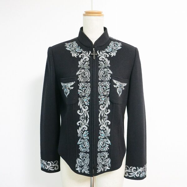 刺繍とビーズでバランスの良い煌びやかさ イタリヤのカーディガンを買取しました