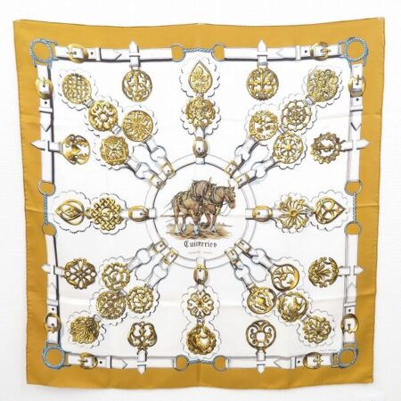 エルメスのスカーフを出張買取ご利用のお客様より買取しました