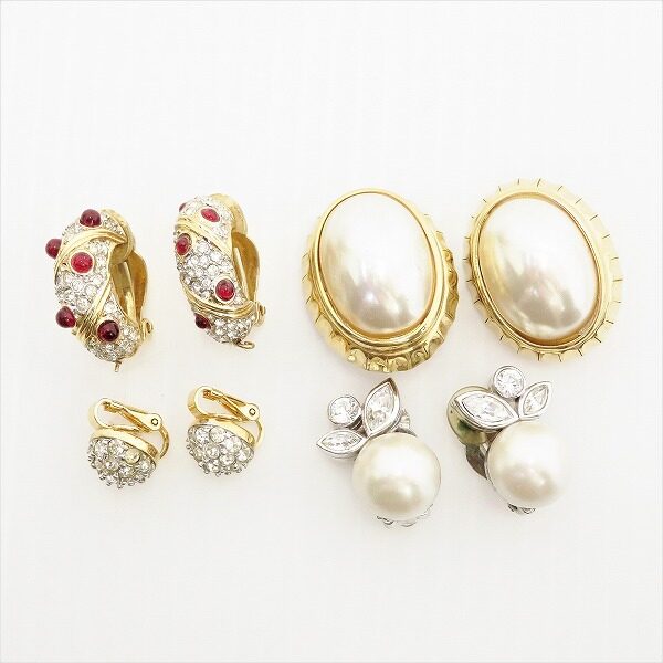 ちょっと明るく仕上げたい時に ニナリッチのイヤリング4点を買取しました