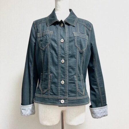 オールマイティに使える キャラオクルスのジャケットを買取しました