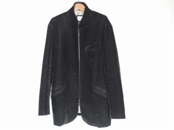 素材をみてしっかり査定、アルマーニコレツィオーニのジャケットを買取いたしました