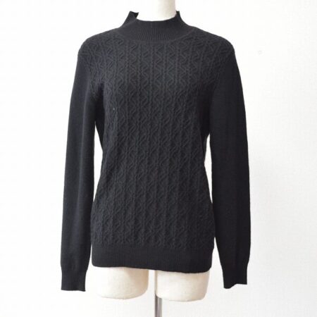 レリアンのハイネックセーター9号を買取させて頂きました