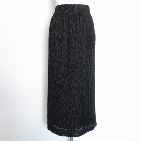 ロングとプリーツの王道 レリアンのスカートを買取しました