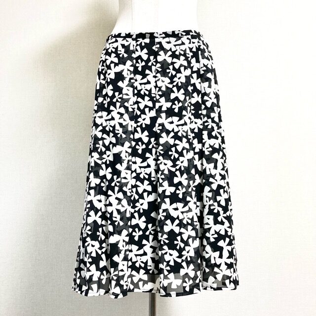 マダムジョコンダのスカートを出張買取ご利用のお客様より買取しました