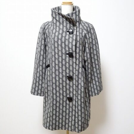 エレガントさに魅了 ヒロココシノのコートを買取しました