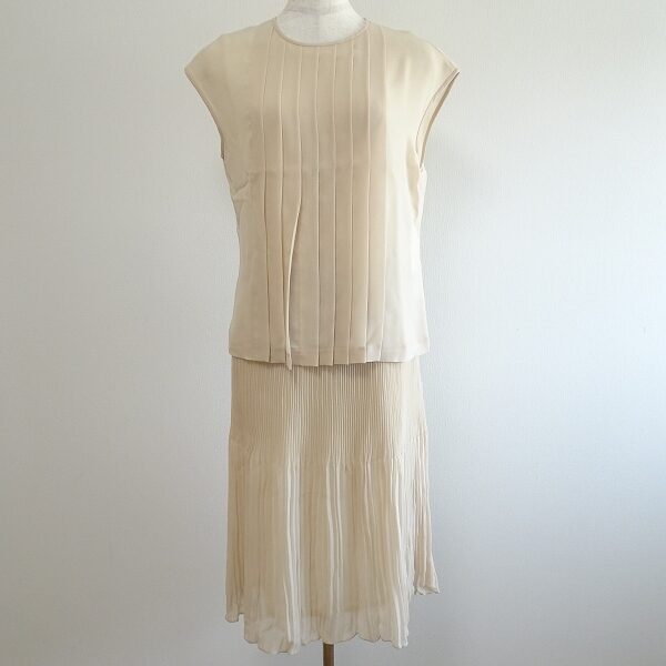 お洋服買取のお悩みはアクイールで解決！ハナエモリのセットアップをお買取