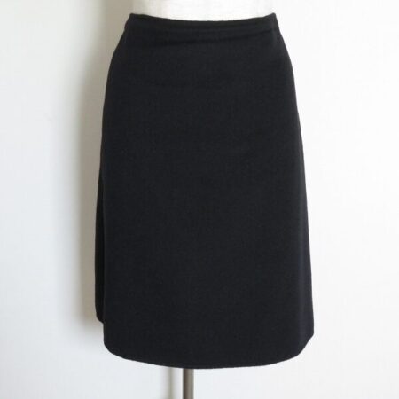 マックスマーラのスカートを出張買取ご利用のお客様より買取しました