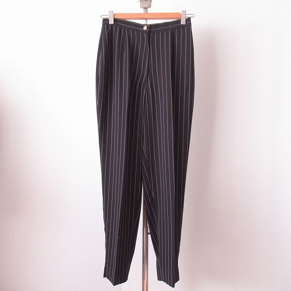伊太利屋のパンツを買取しました！黒ストライプ×センタープレスで美しく
