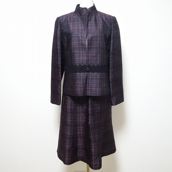 レリアンのスカートスーツを出張買取ご利用のお客様より買取しました