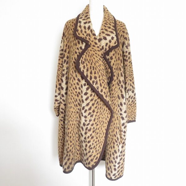 伊太利屋ならではのかっこよさの代表！コートを買取しました