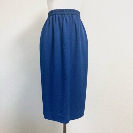 ブルーが綺麗な詩仙堂のスカートを買取しました！