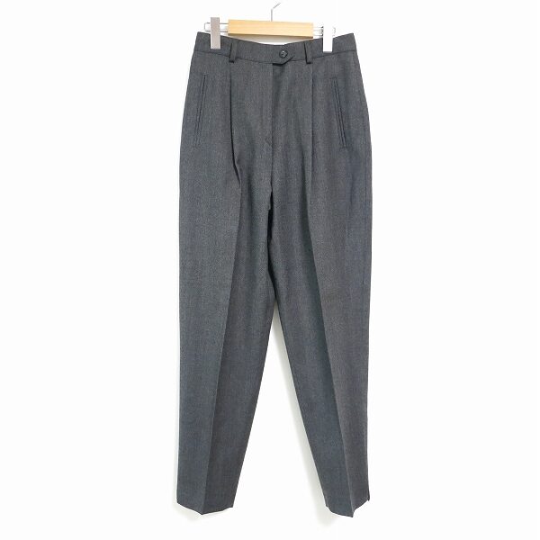 綺麗なライン 譲れない方へ マックスマーラ ウィークエンドのパンツを買取しました