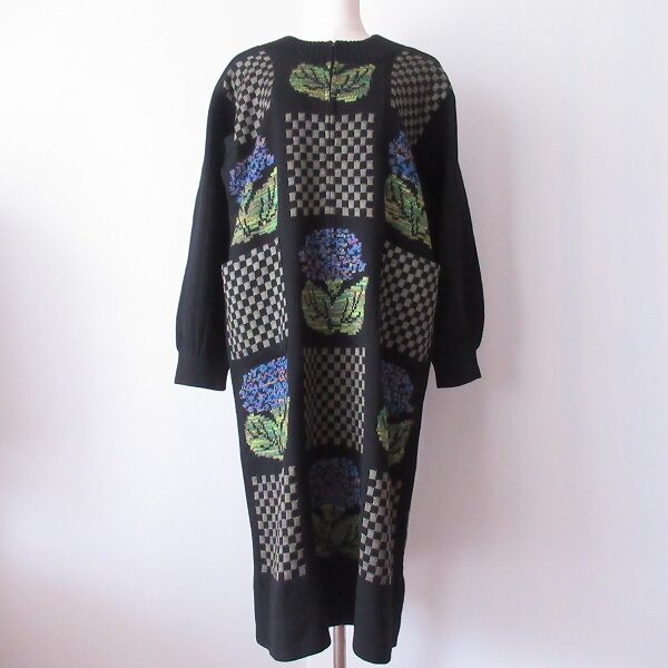 斉藤都世子のワンピースを出張買取において買取しました